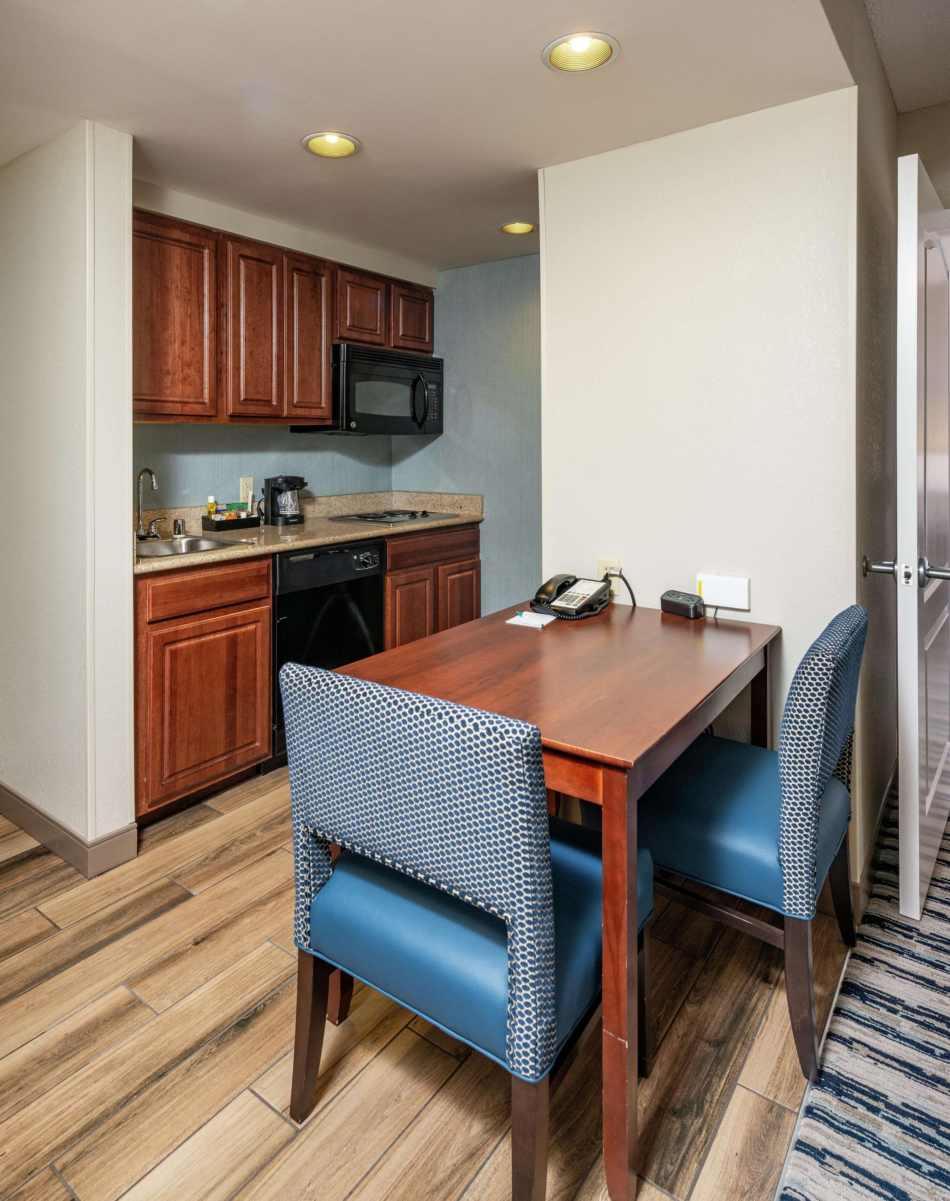 Homewood Suites By Hilton Portland Scarborough Exterior photo